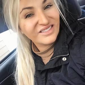 Meet your Posher, Natasha